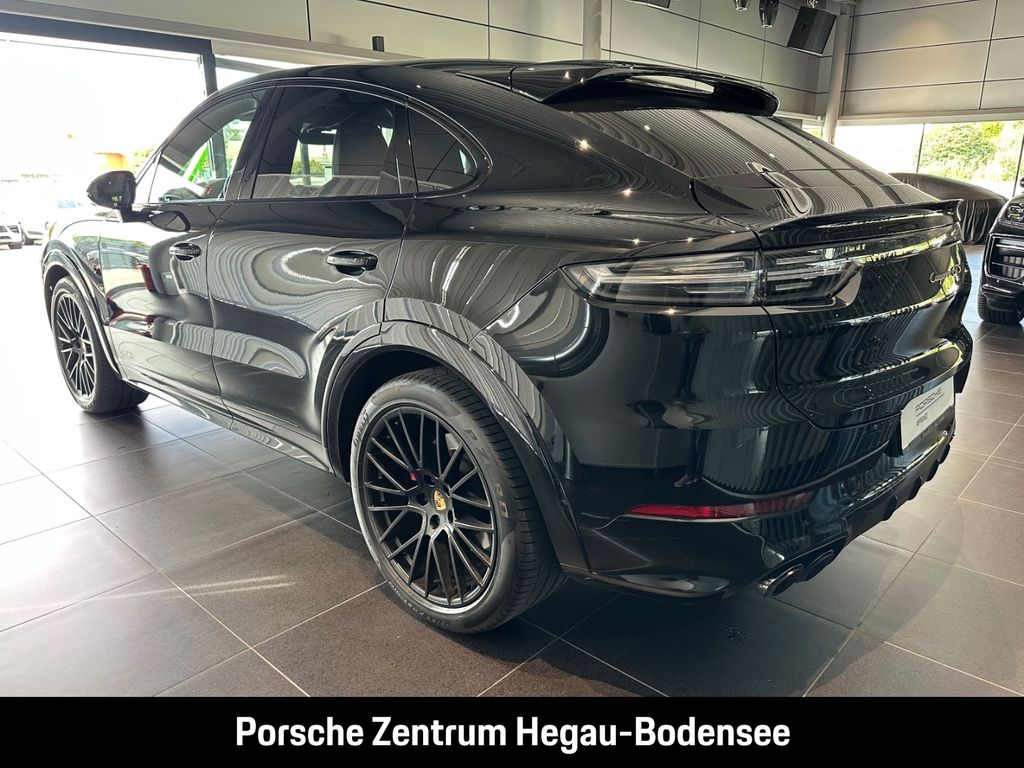Porsche Cayenne 2022