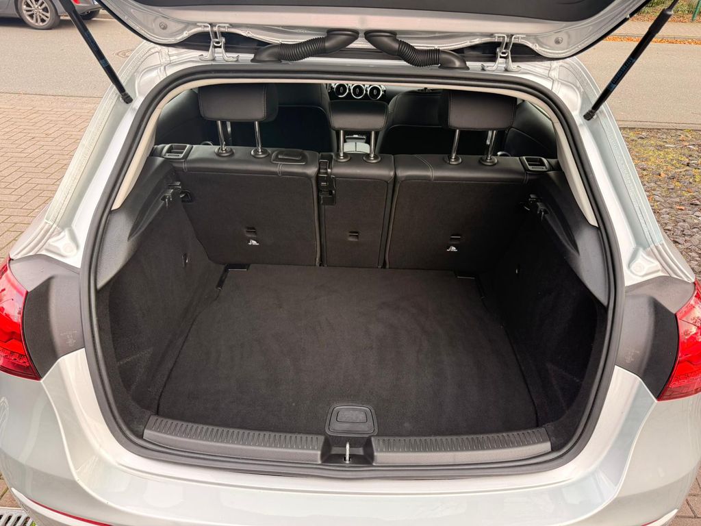 Mercedes-Benz A 200 2023