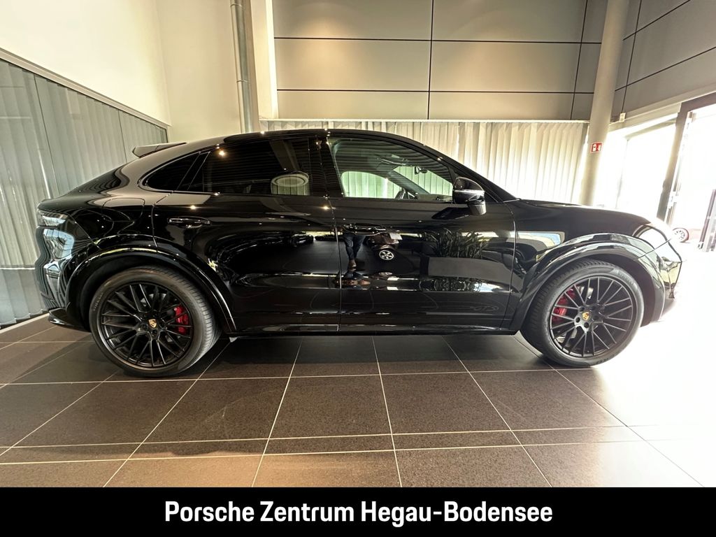 Porsche Cayenne 2022