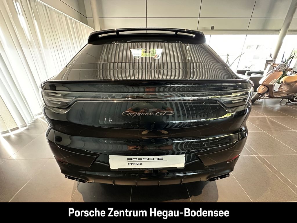 Porsche Cayenne 2022