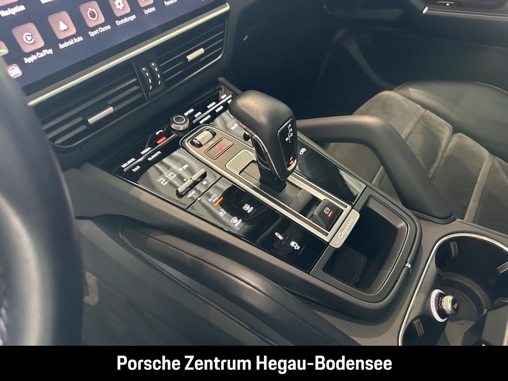 Porsche Cayenne 2022