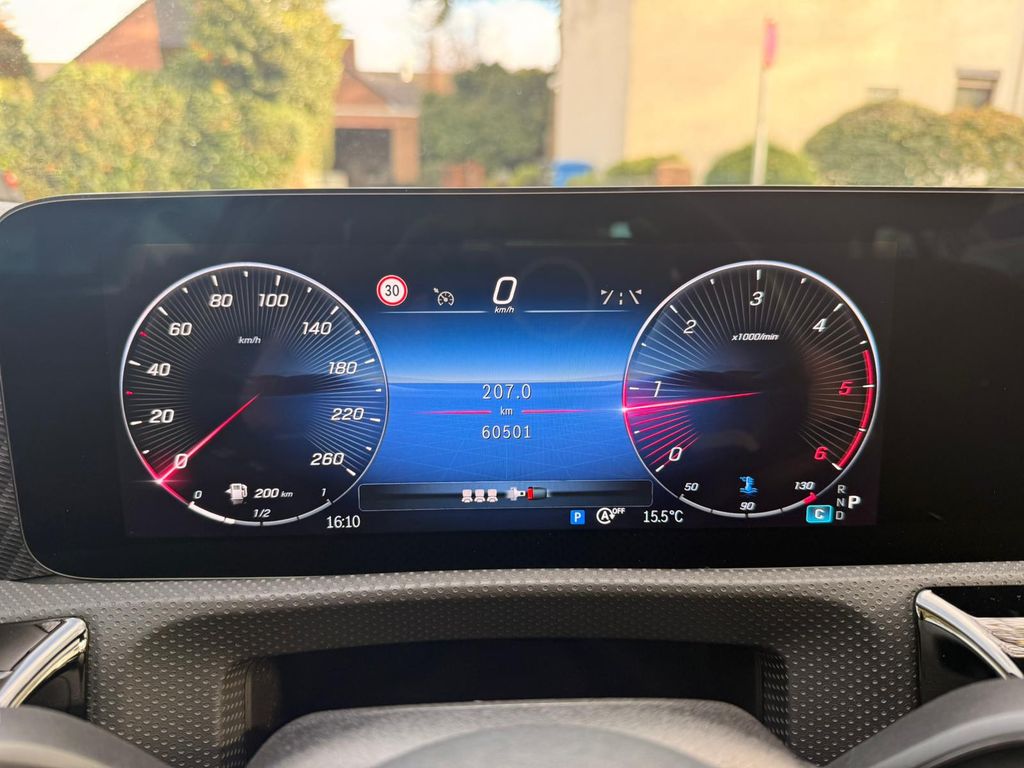 Mercedes-Benz A 200 2023