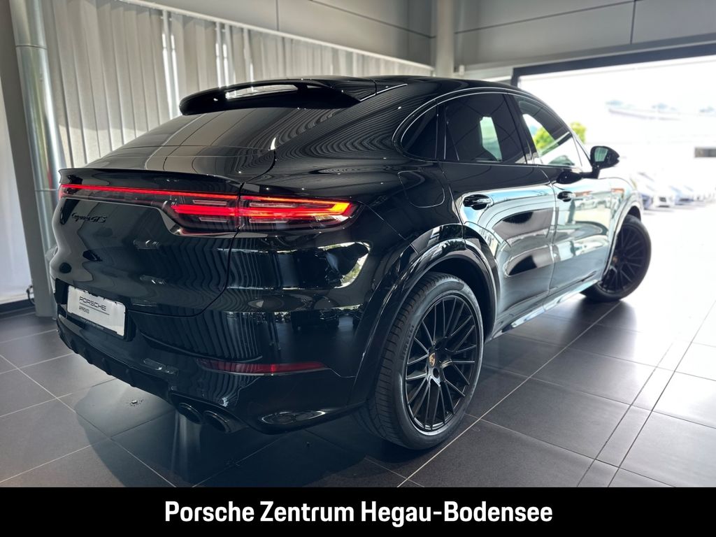 Porsche Cayenne 2022
