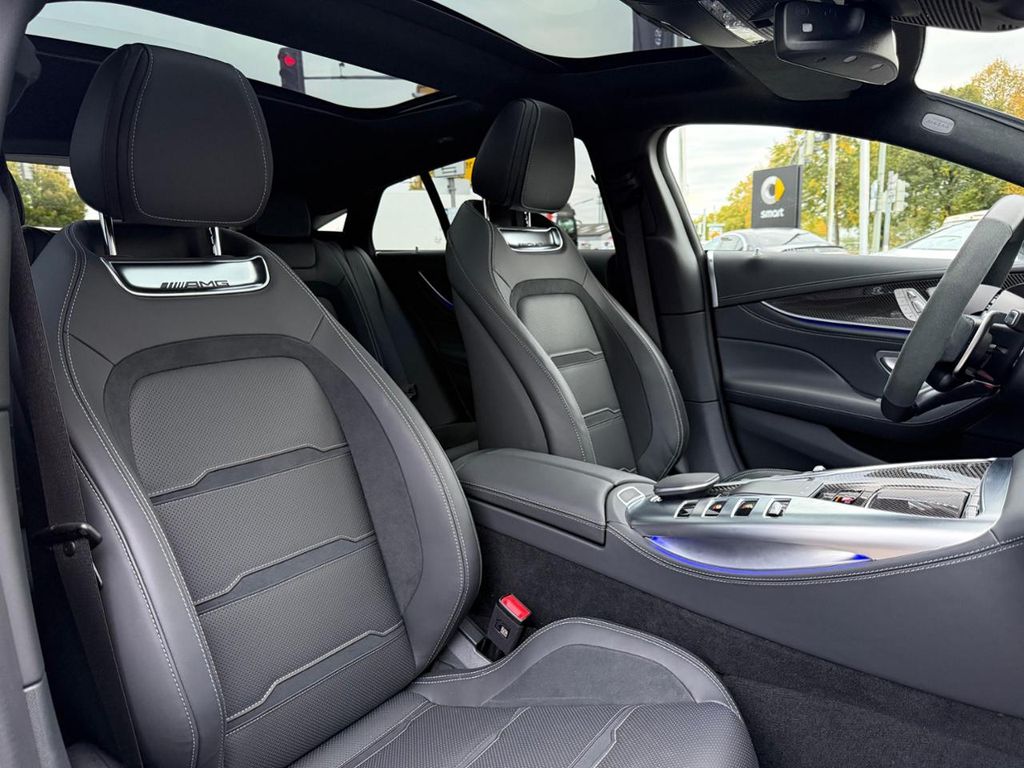 Mercedes-Benz AMG GT 2025