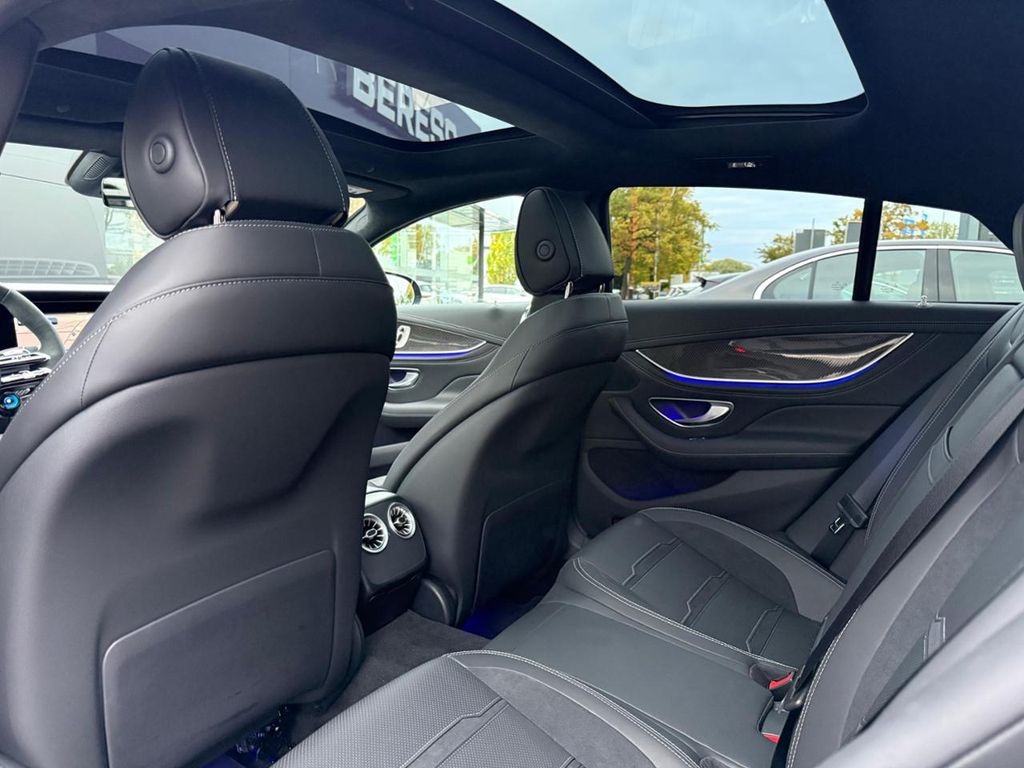 Mercedes-Benz AMG GT 2025