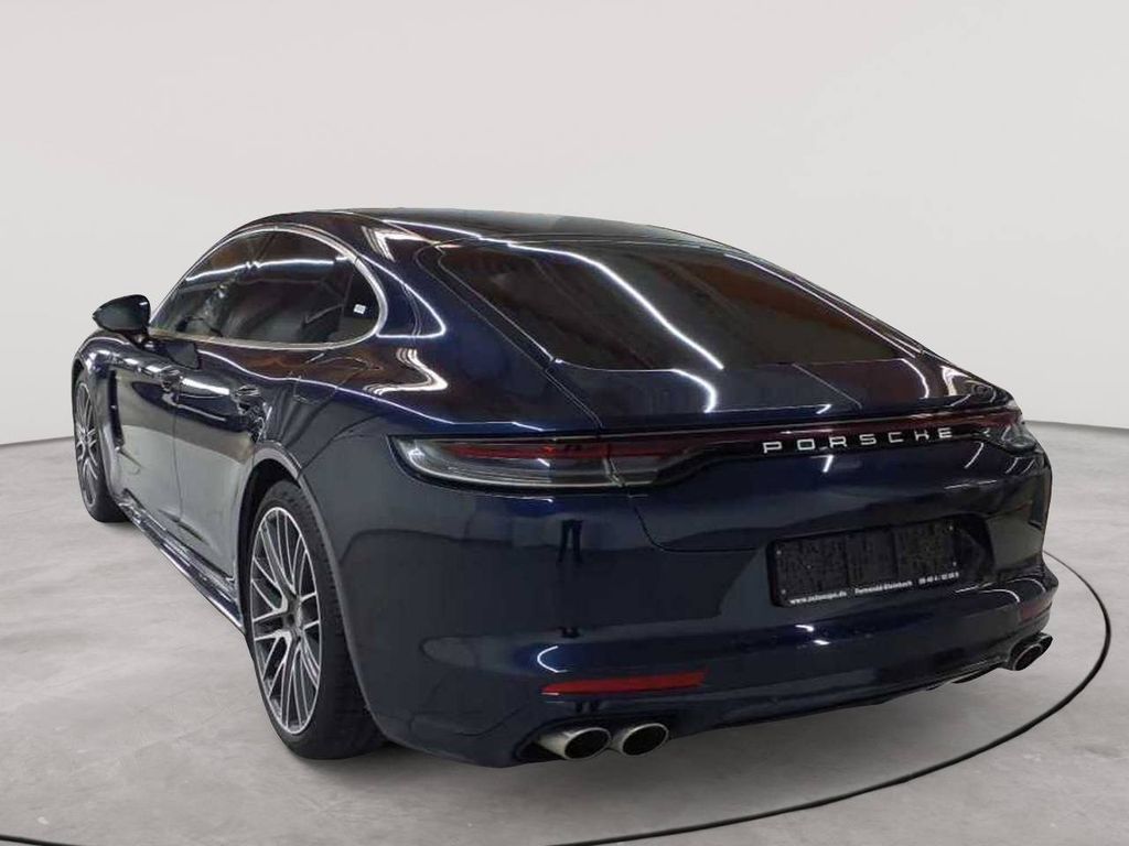 Porsche Panamera 2021