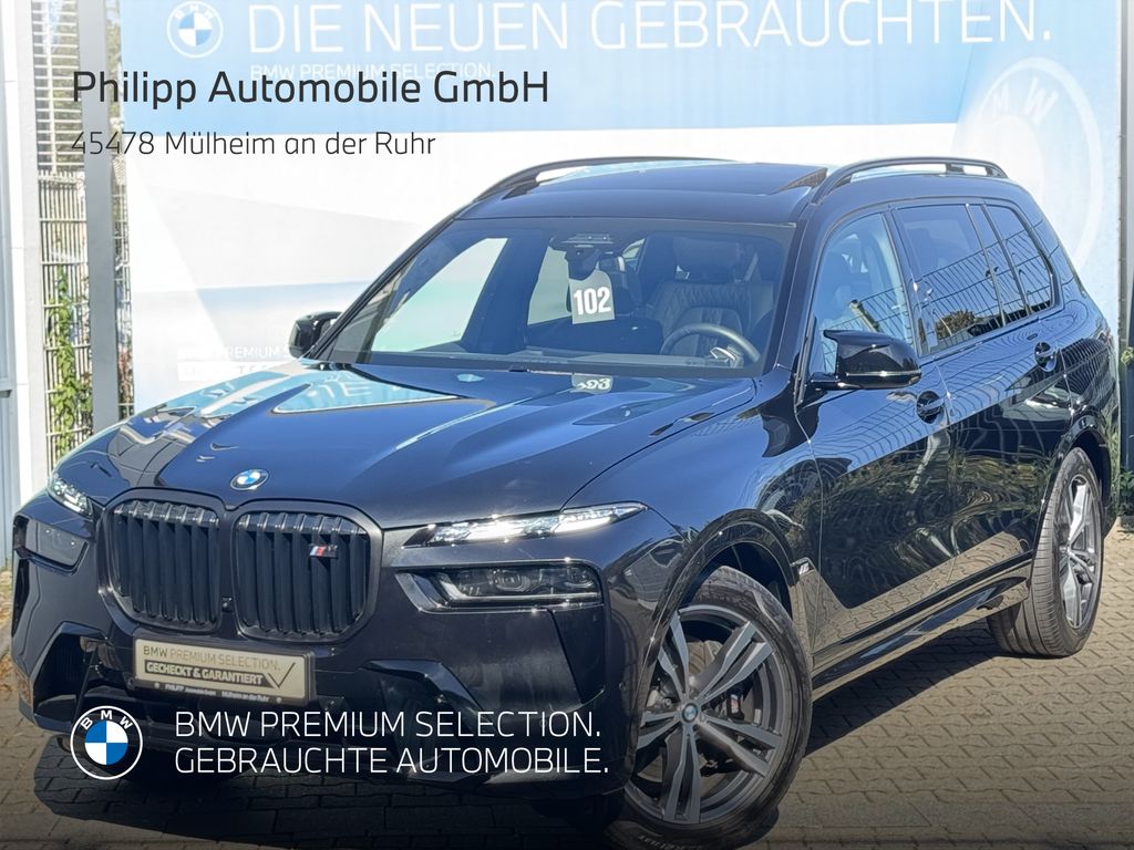 BMW X7 M60 2025
