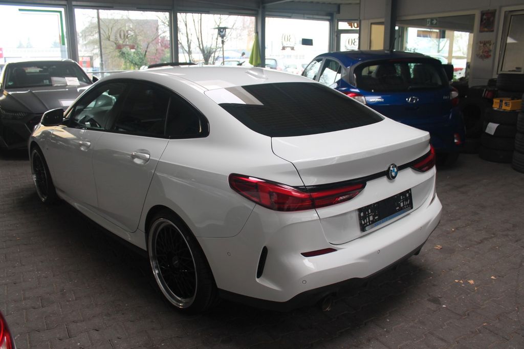 BMW 218 Gran Coupé 2024