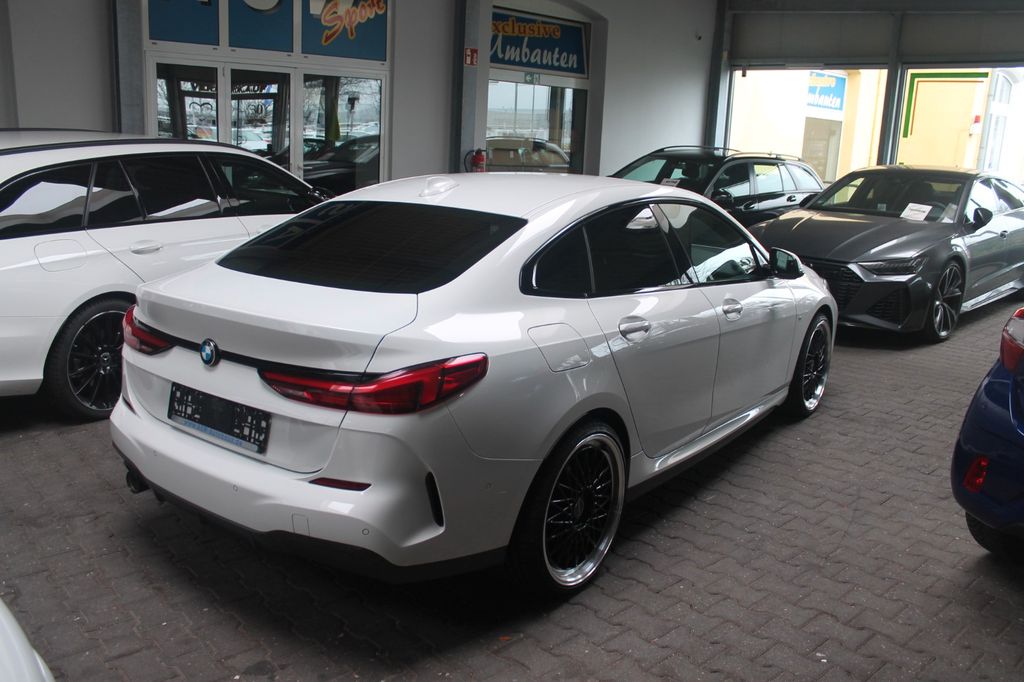 BMW 218 Gran Coupé 2024