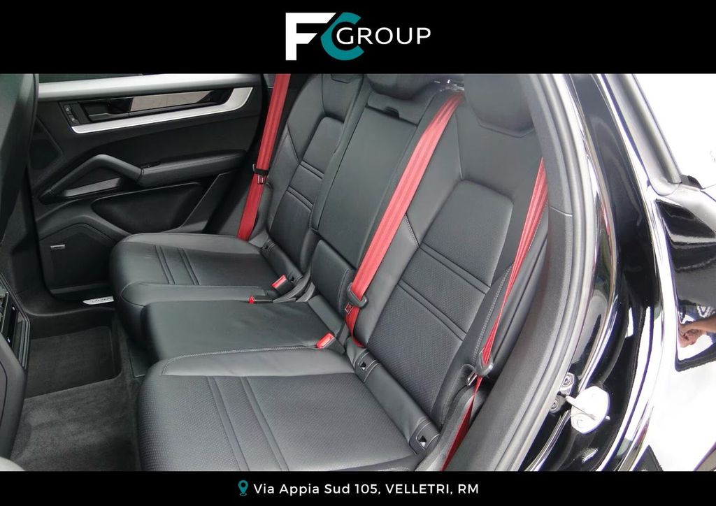 Porsche Cayenne 2024