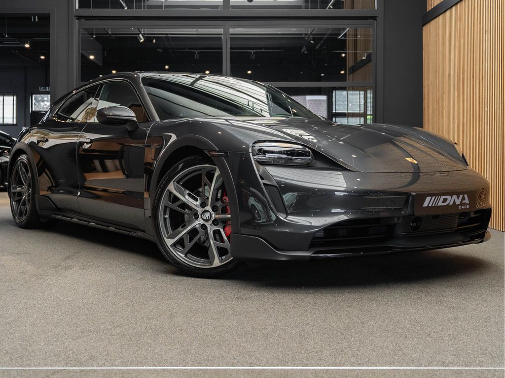 Porsche Taycan 2023