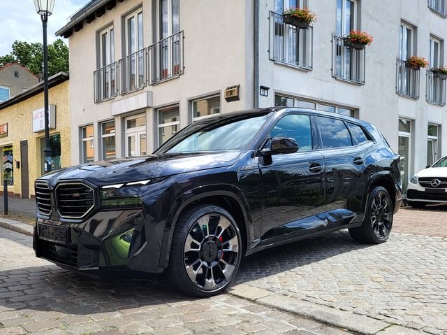 BMW XM 2023