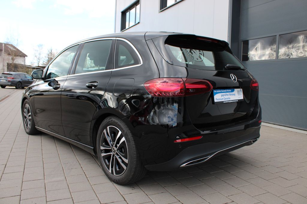 Mercedes-Benz B 200 2024