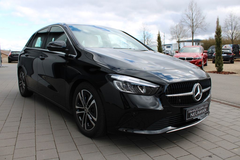 Mercedes-Benz B 200 2024