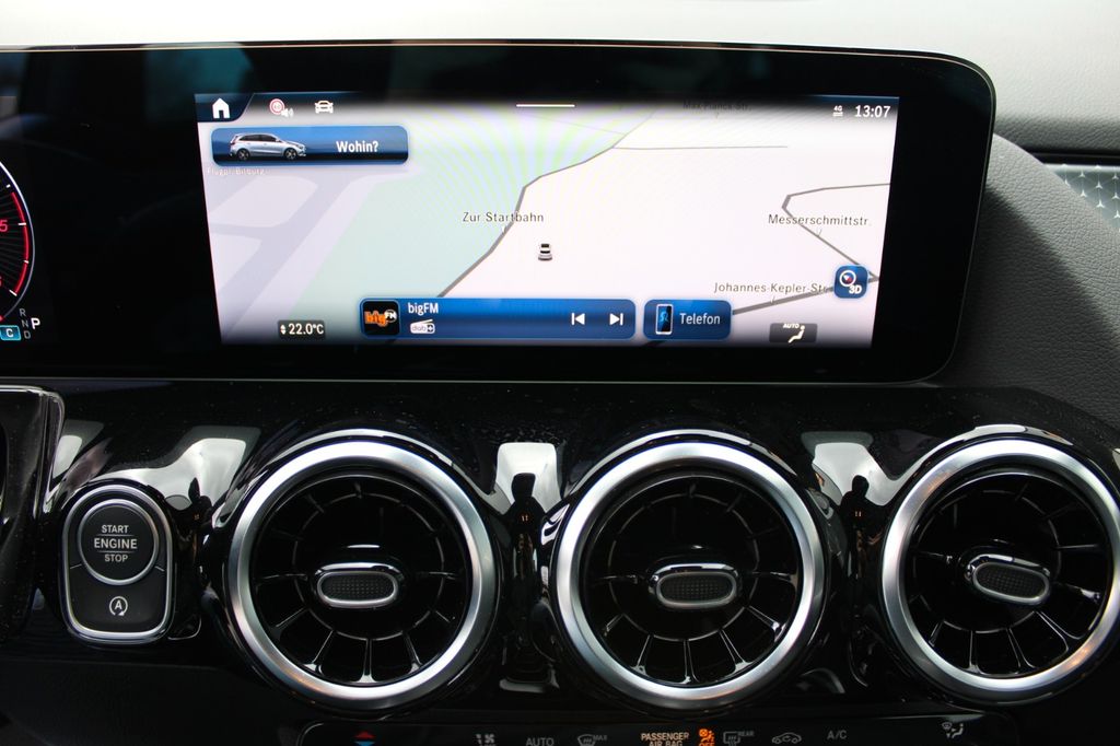 Mercedes-Benz B 200 2024