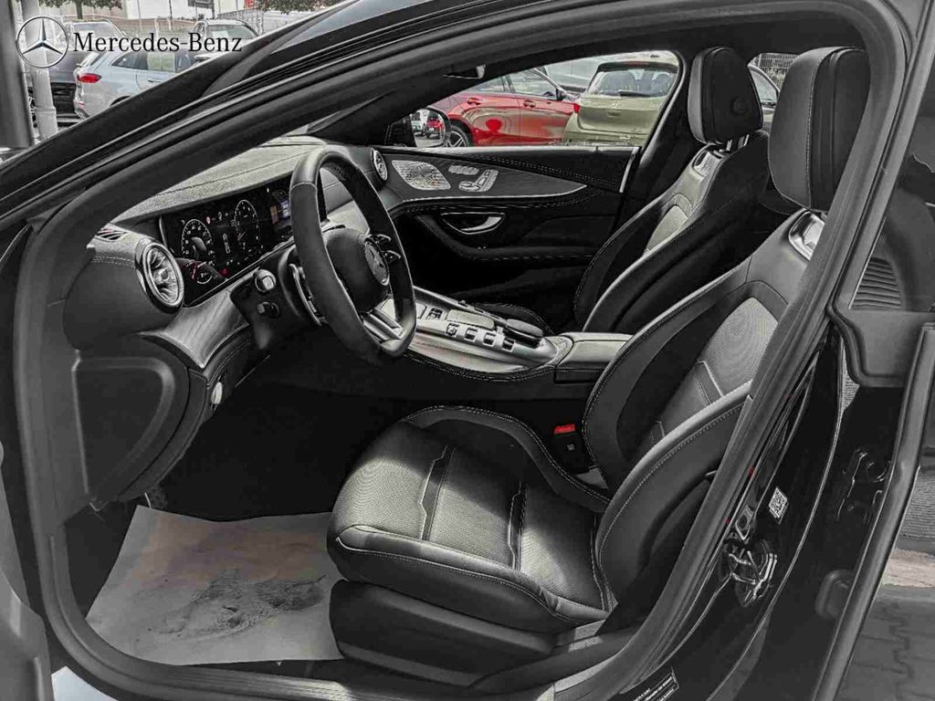 Mercedes-Benz AMG GT 2024