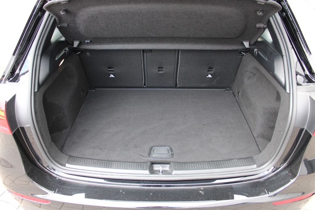 Mercedes-Benz B 200 2024