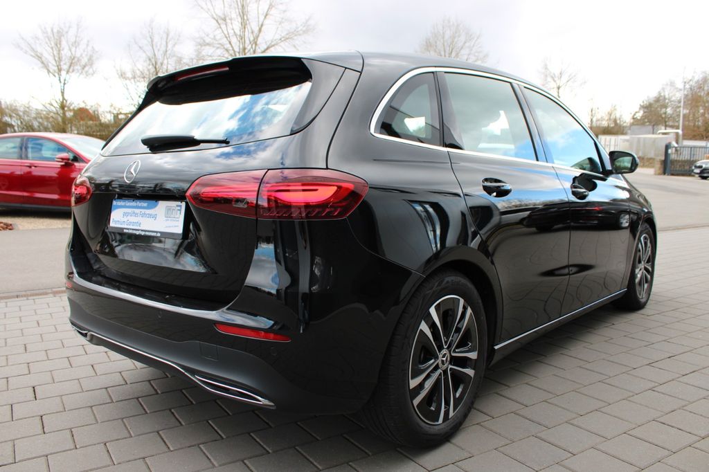 Mercedes-Benz B 200 2024