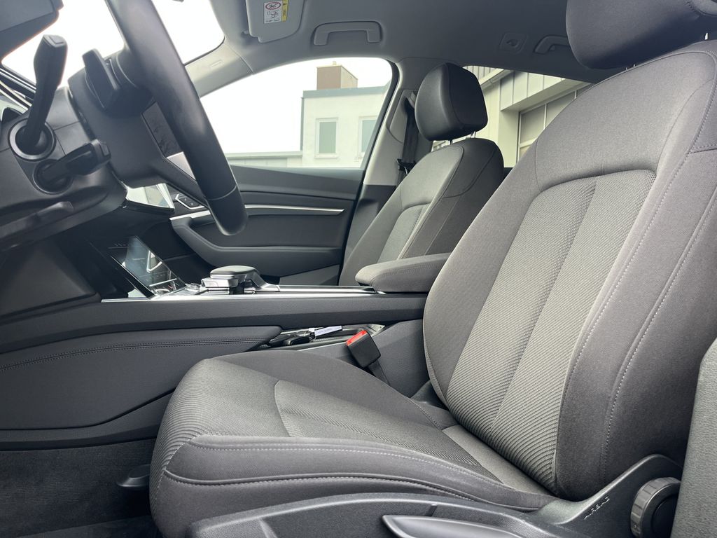 Audi e-tron 2022