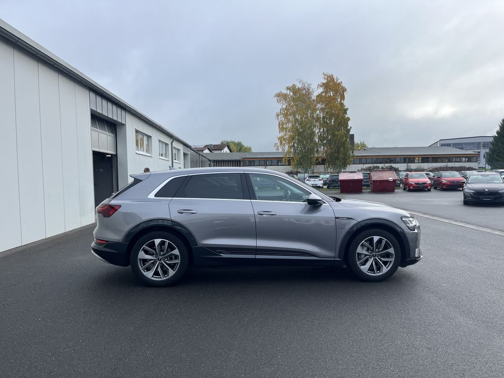 Audi e-tron 2022