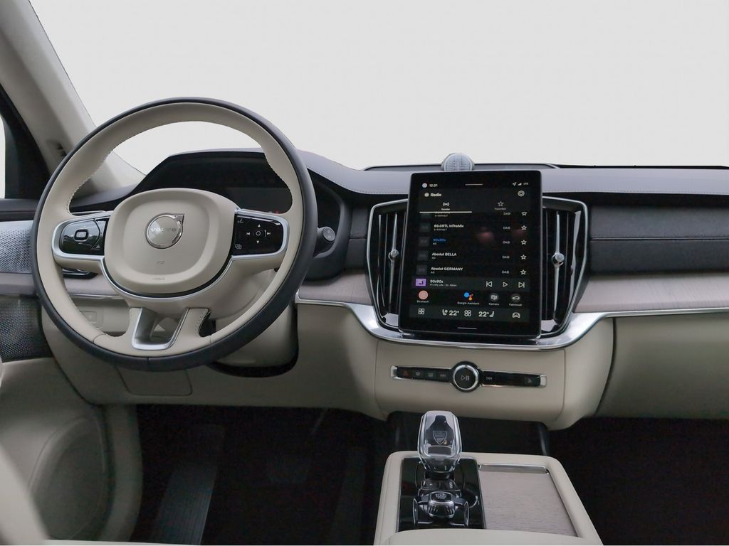 Volvo XC90 2025