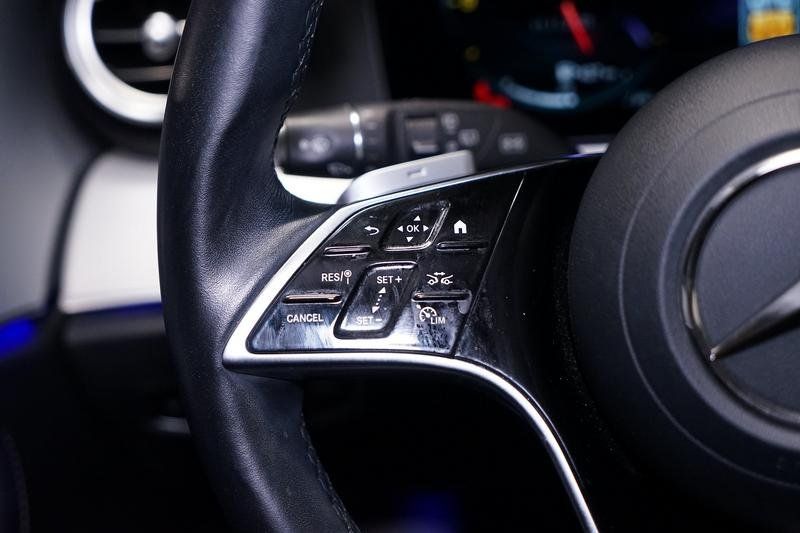 Mercedes-Benz E 300 2021