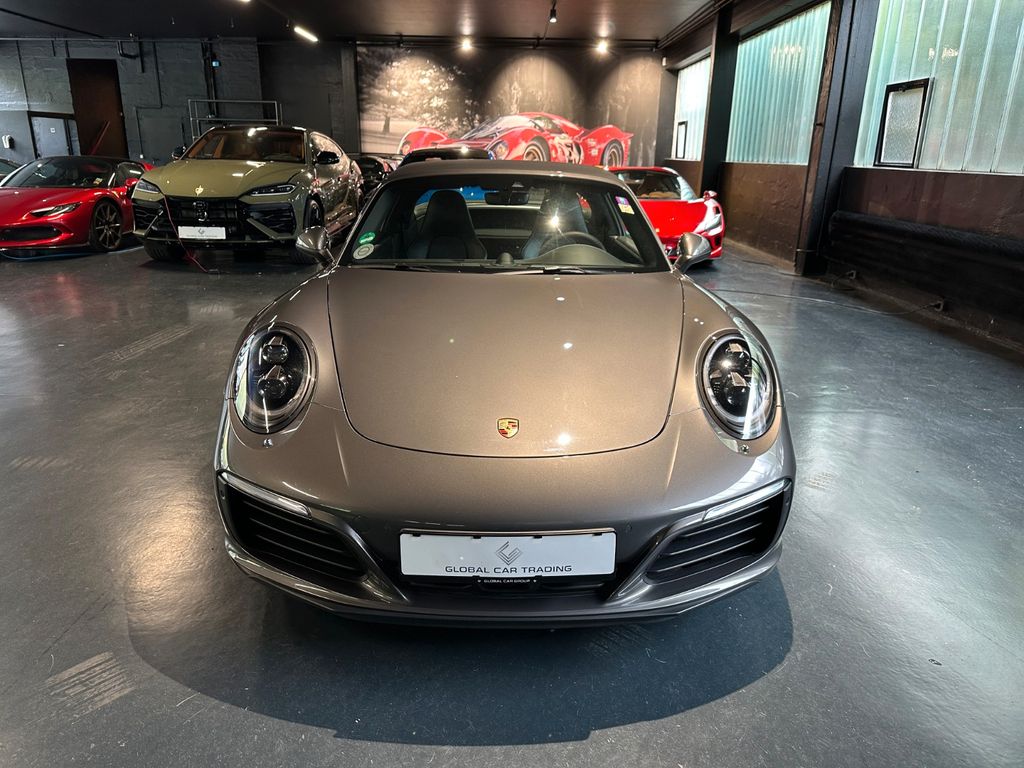 Porsche 911 2018