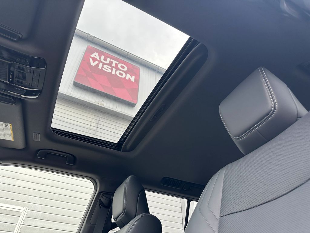 Toyota Land Cruiser 2025