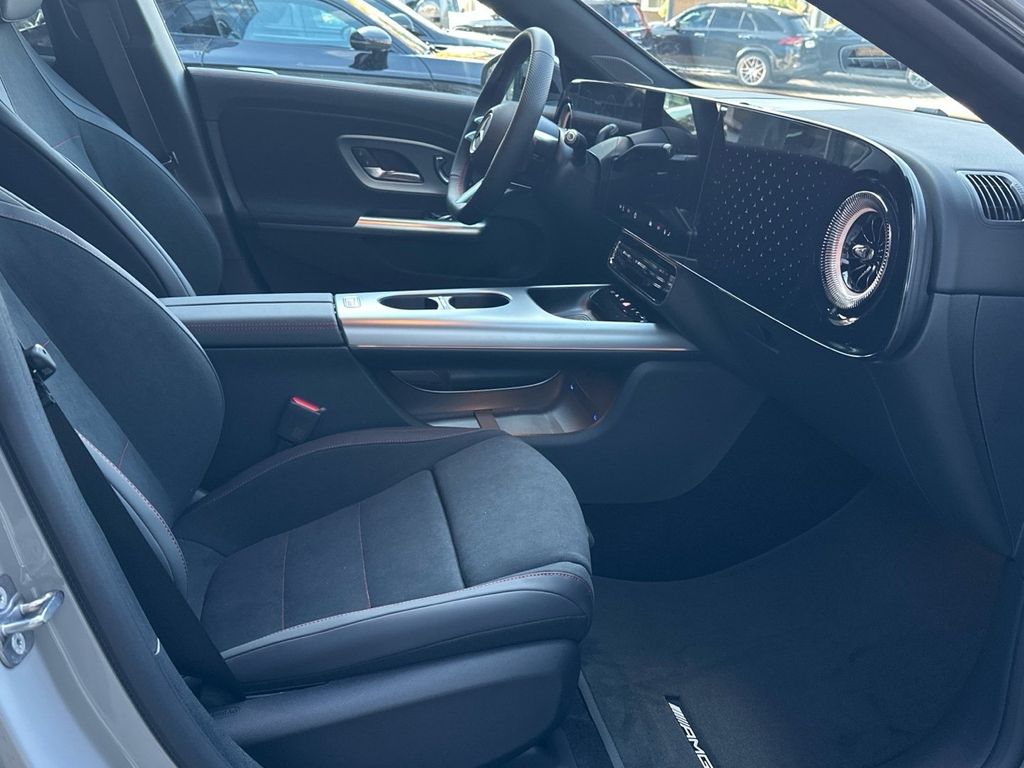 Mercedes-Benz CLA 250 2025