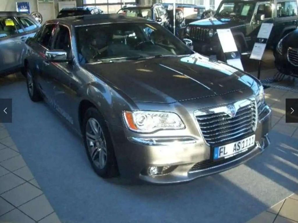 Lancia Thema 2011
