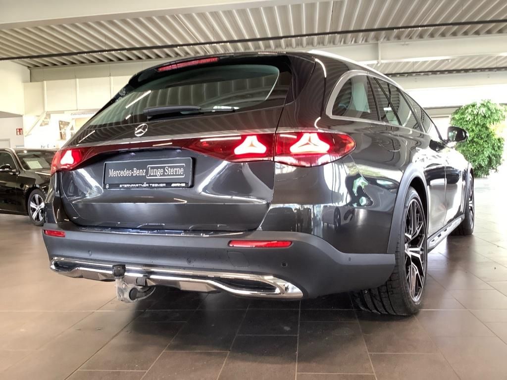 Mercedes-Benz E 300 2024