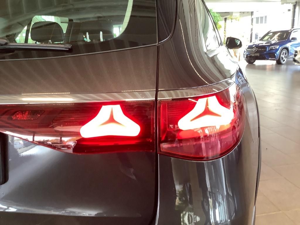 Mercedes-Benz E 300 2024