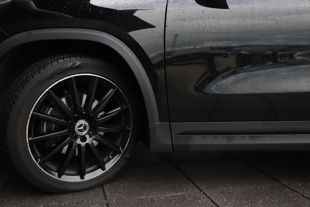 Mercedes-Benz GLA 180 2022