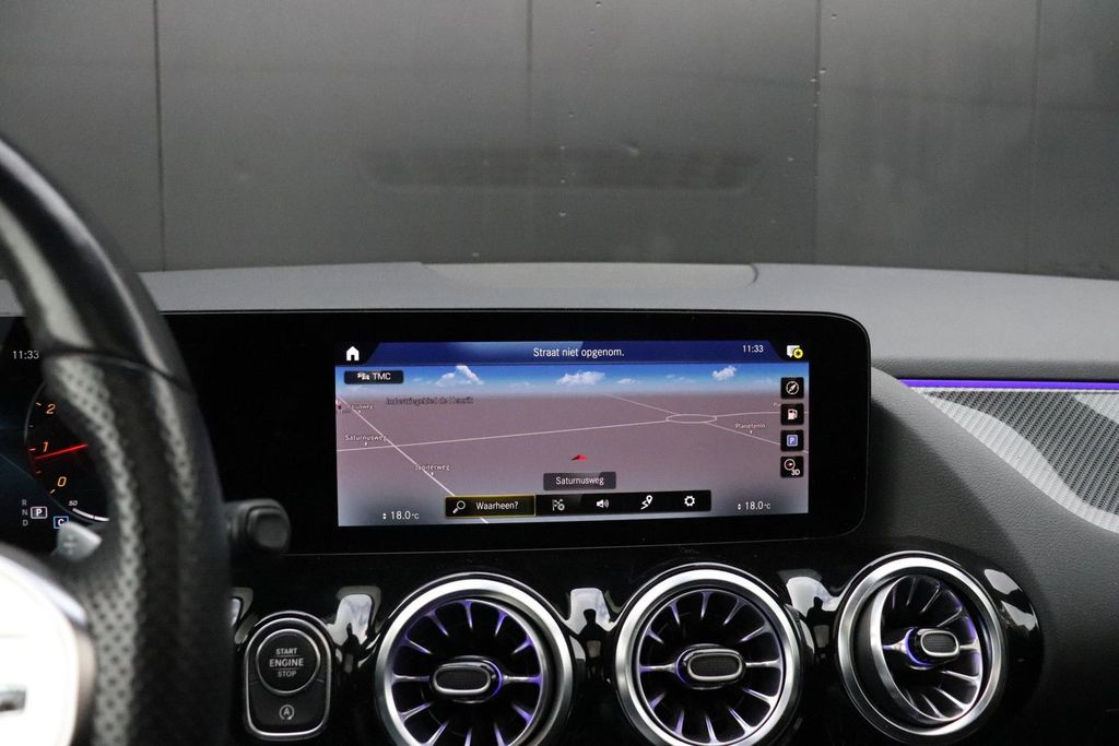 Mercedes-Benz GLA 180 2022