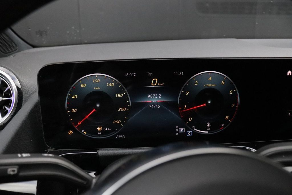 Mercedes-Benz GLA 180 2022