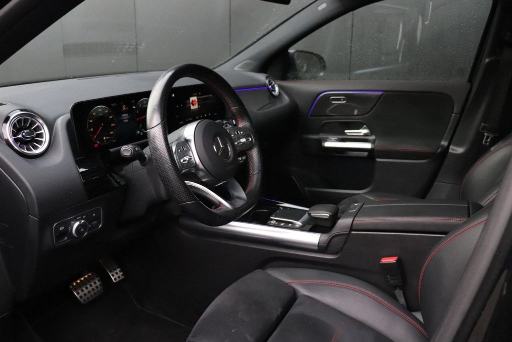 Mercedes-Benz GLA 180 2022