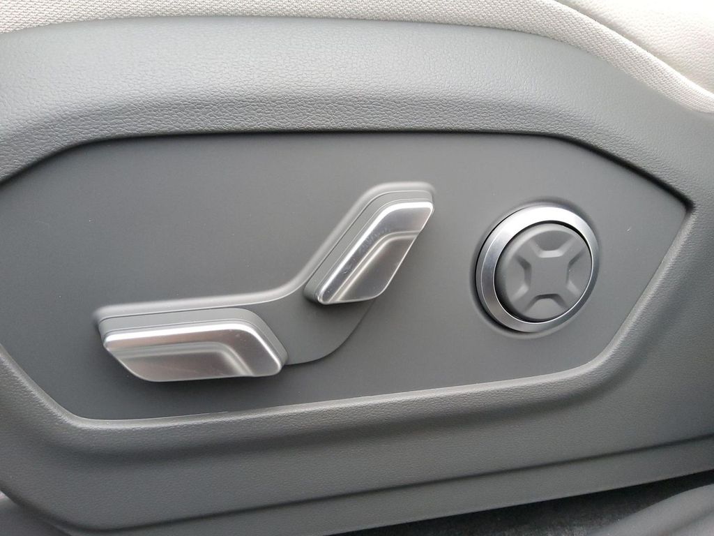 Hyundai SANTA FE 2025