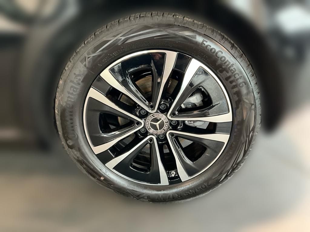 Mercedes-Benz A 200 2024