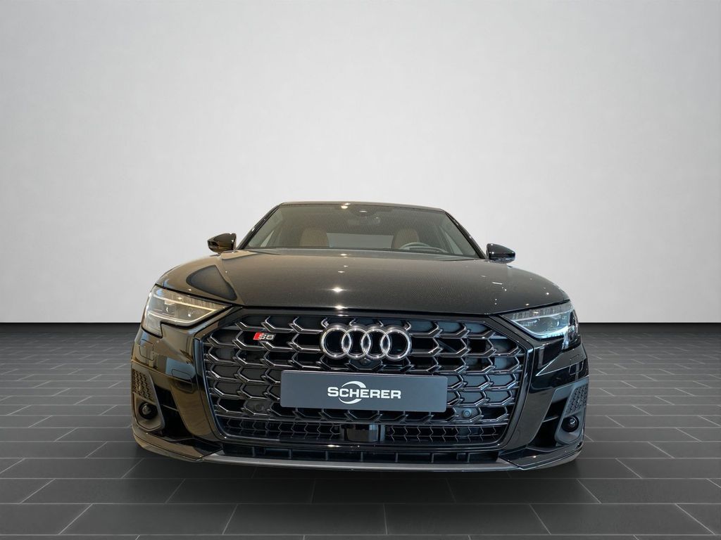 Audi S8 2025
