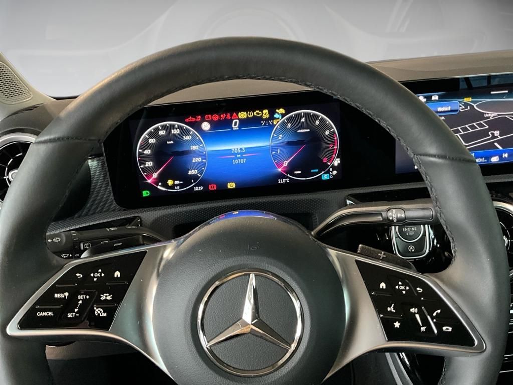 Mercedes-Benz A 200 2024