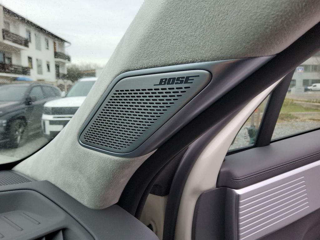 Hyundai SANTA FE 2025