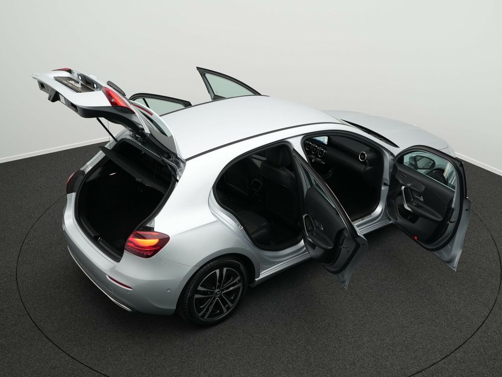 Mercedes-Benz A 180 2024