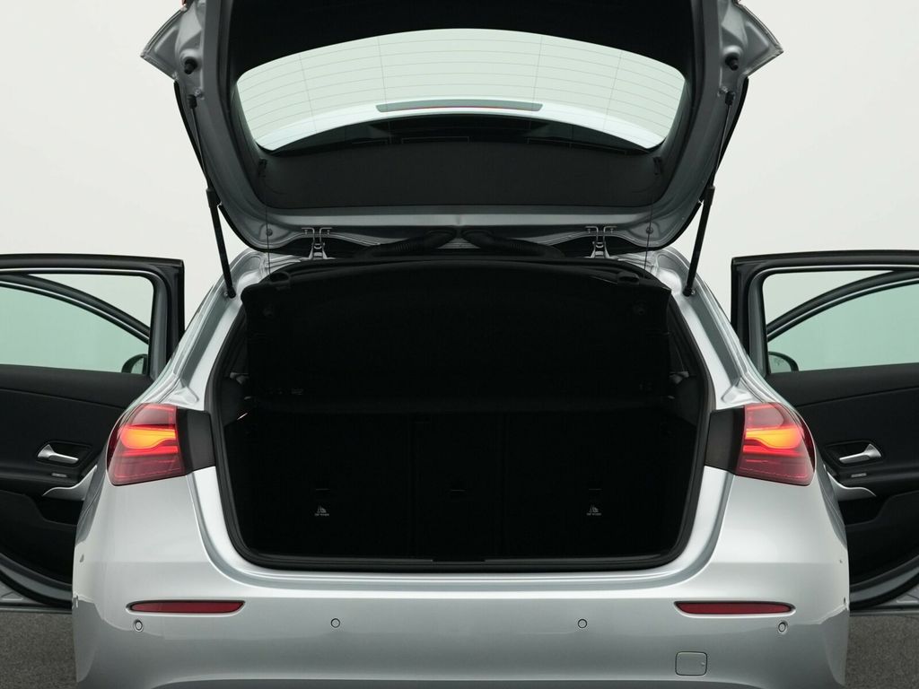 Mercedes-Benz A 180 2024