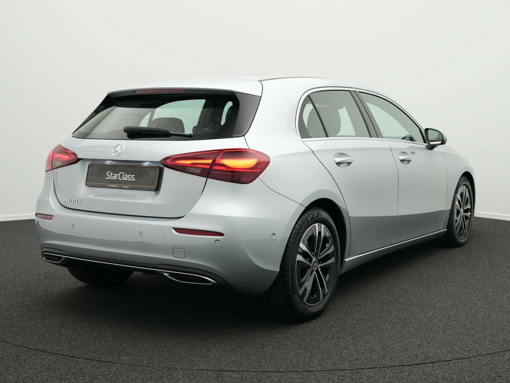 Mercedes-Benz A 180 2024