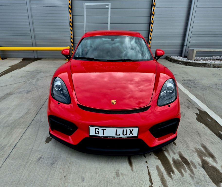 Porsche Cayman 2020