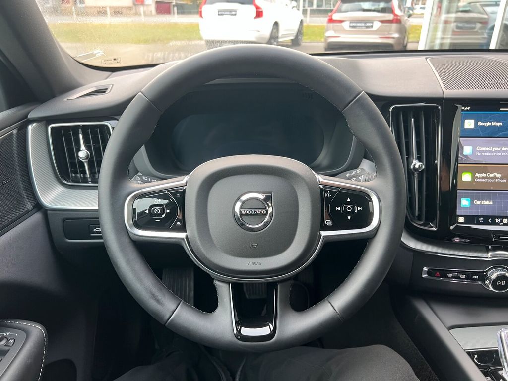 Volvo XC60 2025