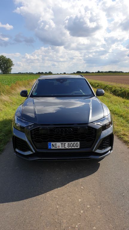 Audi RSQ8 2022
