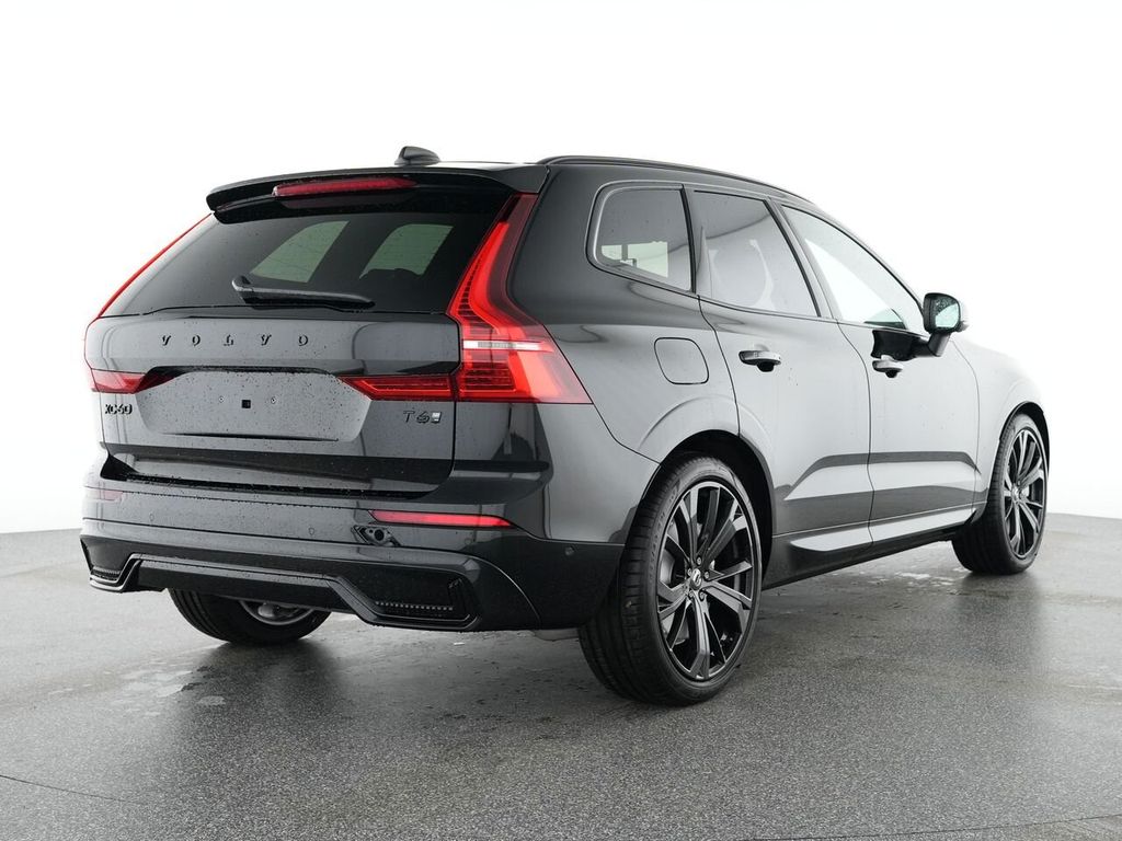 Volvo XC60 2025