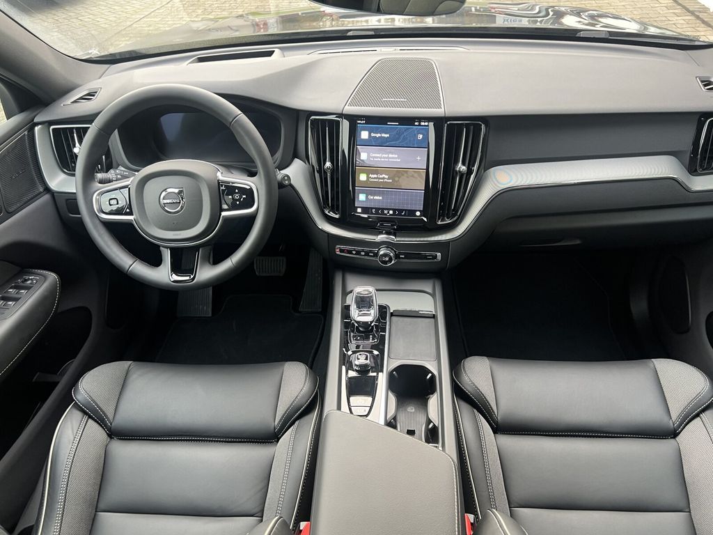 Volvo XC60 2025