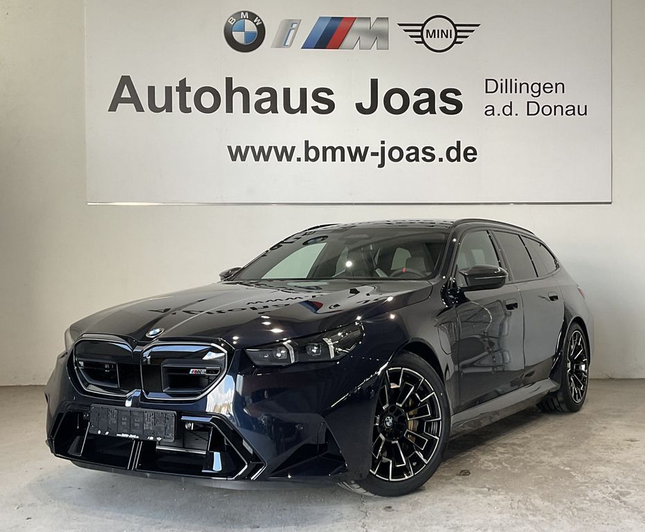 BMW M5 2025
